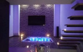 magnifique loft avec jacuzzi et sauna privatif