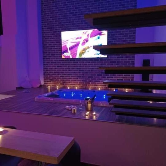 magnifique loft avec jacuzzi et sauna privatif Ferriere-la-Grande Extérieur photo